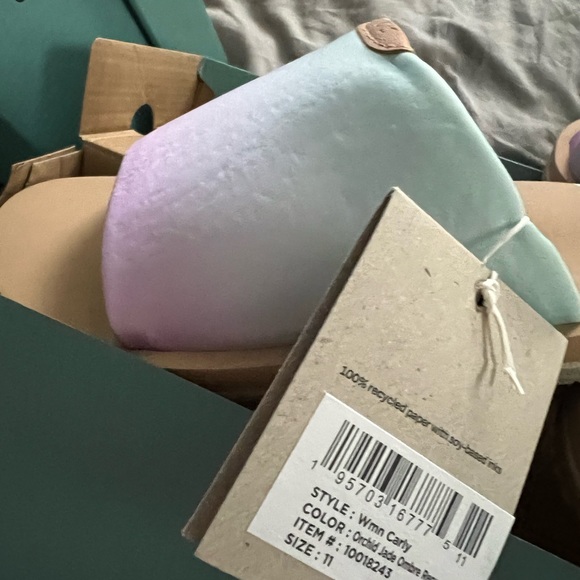 NIB Toms Carly Sandals Size 11 Slides bright beachy great for summer - Picture 4 of 5